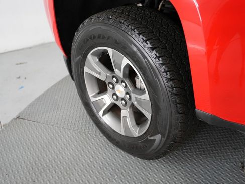 Used 2015 Chevrolet Colorado Z71 w/ LPO, Gearon Divider Package image 50