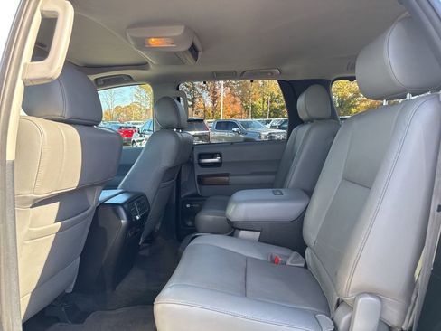Used 2013 Toyota Sequoia Platinum image 13