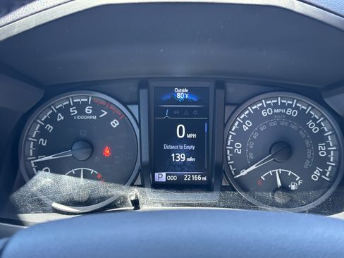 Used 2021 Toyota Tacoma TRD Off-Road w/ Technology Package image 45