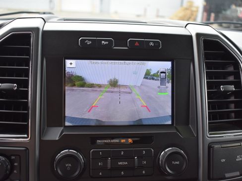 Used 2018 Ford F150 XLT w/ Equipment Group 302A Luxury image 19