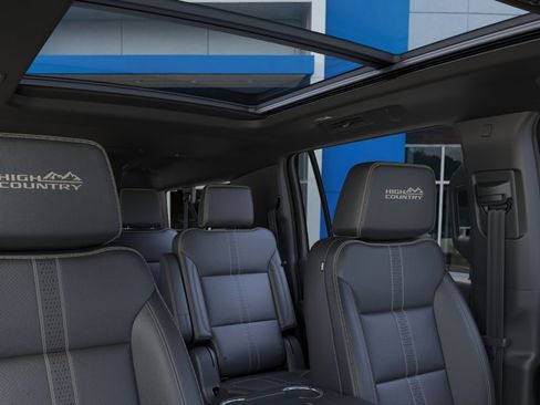 New 2026 Chevrolet Suburban High Country image 48