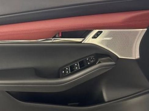 New 2026 MAZDA MAZDA3 Hatchback w/Premium Plus Pkg image 21