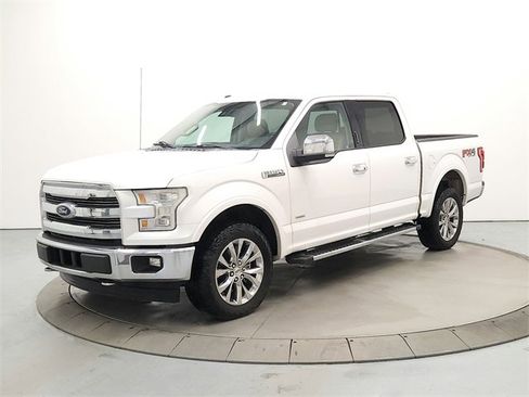 Used 2017 Ford F150 Lariat w/ Equipment Group 502A Luxury image 3