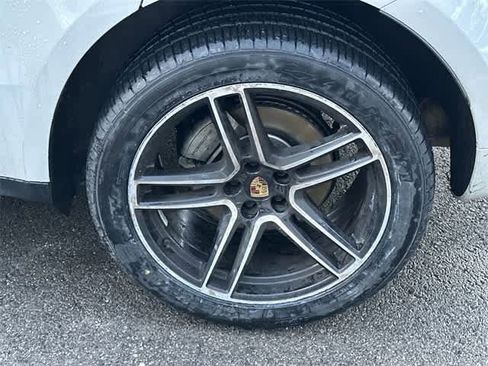 Used 2020 Porsche Macan S image 5