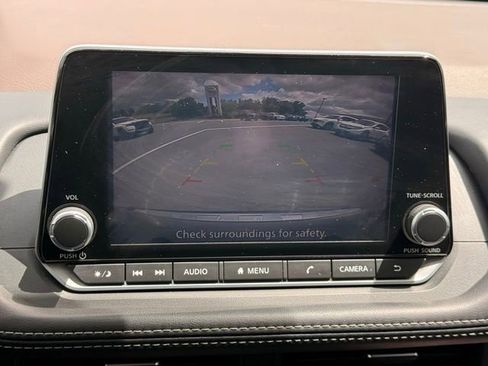Certified 2023 Nissan Rogue SV w/ SV Premium B Package AWD/4WD image 39