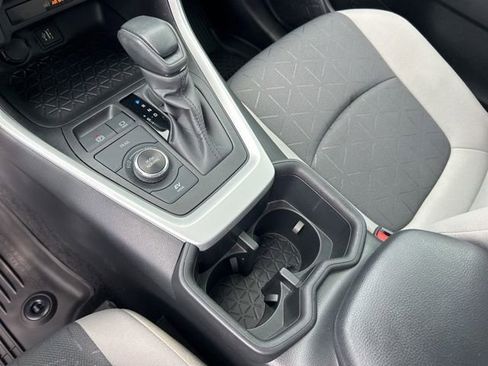 Used 2024 Toyota RAV4 XLE w/ Convenience Package image 27