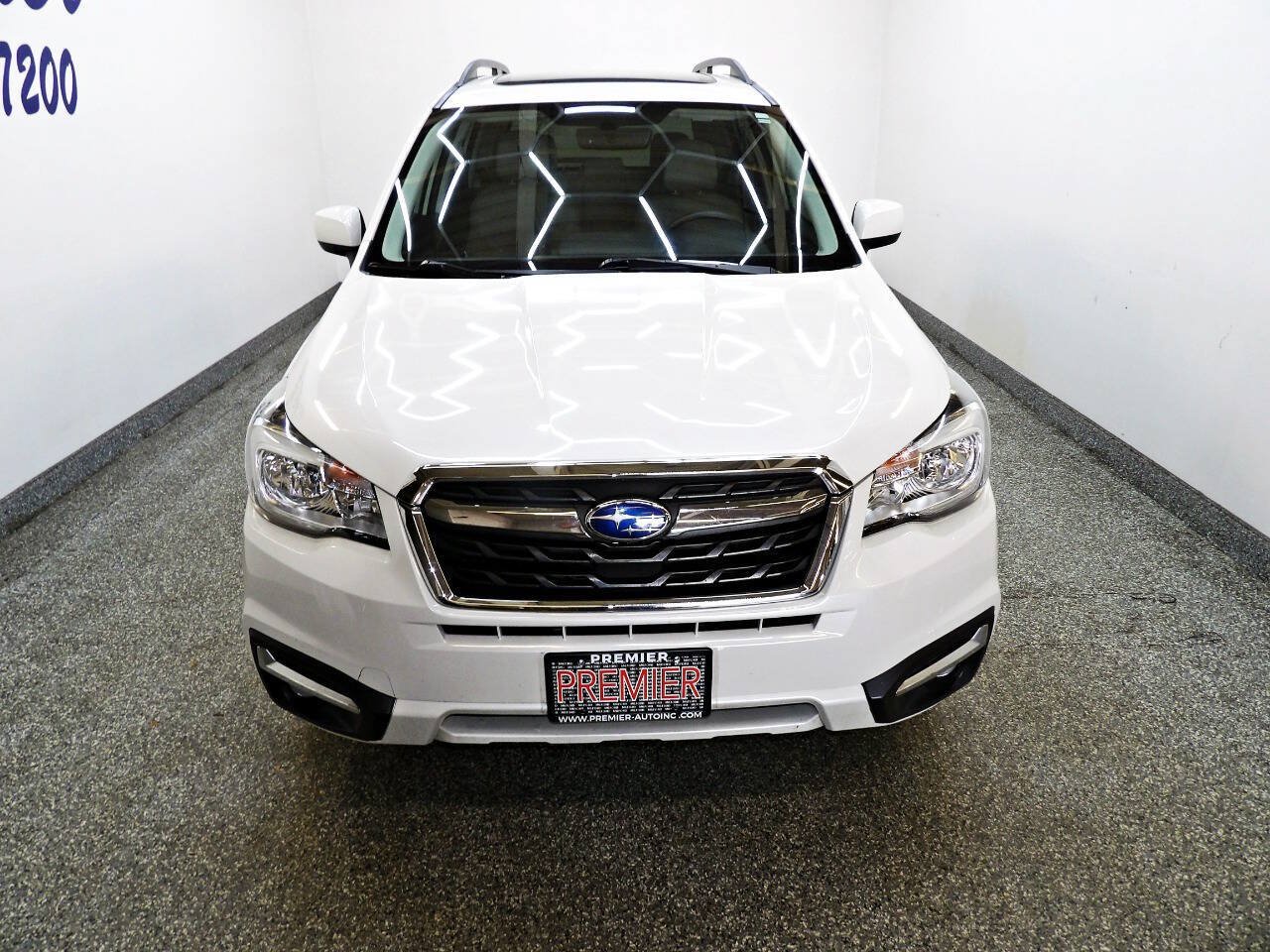 Used 2018 Subaru Forester 2.5i Limited AWD/4WD image 2