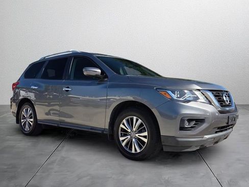 Used 2020 Nissan Pathfinder S FWD image 6