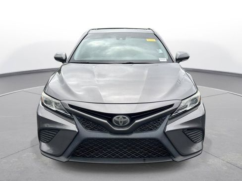 Used 2018 Toyota Camry SE w/ Audio Package FWD image 3