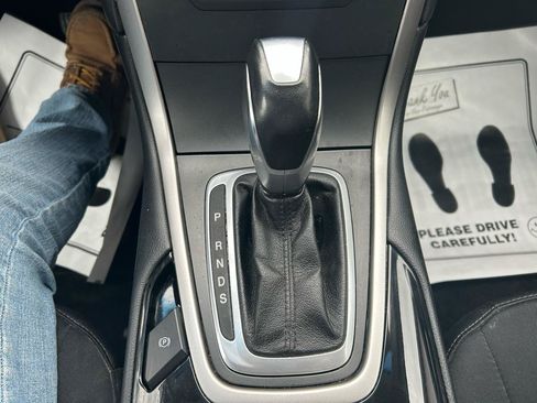 Used 2018 Ford Edge SEL AWD/4WD image 25