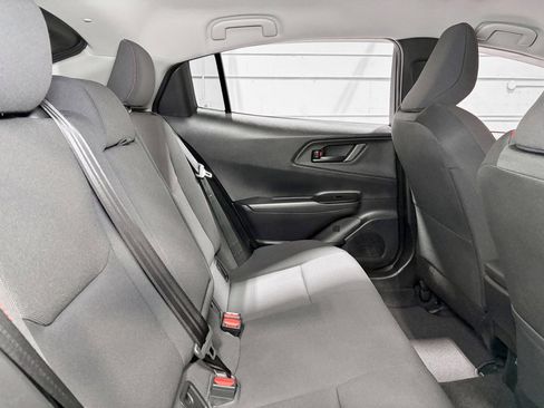 Used 2025 Toyota Prius Plug-In Hybrid image 19