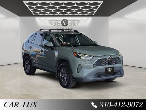 Used 2022 Toyota RAV4 XLE w/ Convenience Package FWD image 7