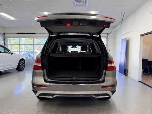 Used 2015 Mercedes-Benz ML 350 2WD image 30