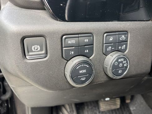 Used 2024 Chevrolet Silverado 1500 LTZ w/ LTZ Convenience Package II image 18