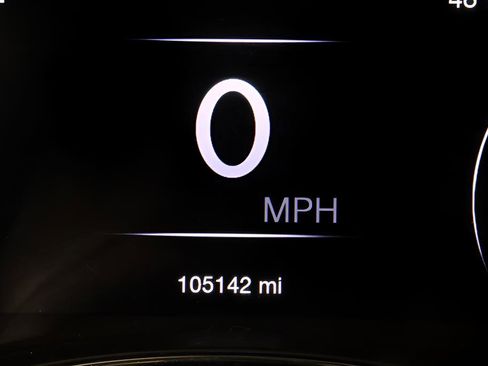 Used 2017 Jeep Grand Cherokee Altitude AWD/4WD image 15