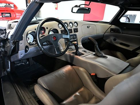 Used 1994 Dodge Viper RT/10 RWD image 5