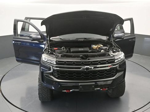 Used 2022 Chevrolet Suburban Z71 w/ Luxury Package AWD/4WD image 86