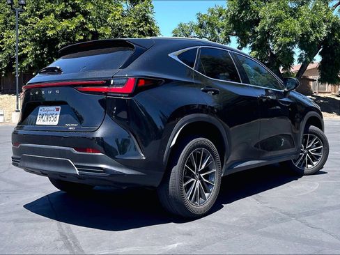 Used 2022 Lexus NX 350 AWD image 2