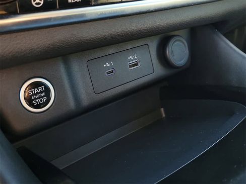 Used 2023 Nissan Rogue SL w/ SL Premium Package image 31