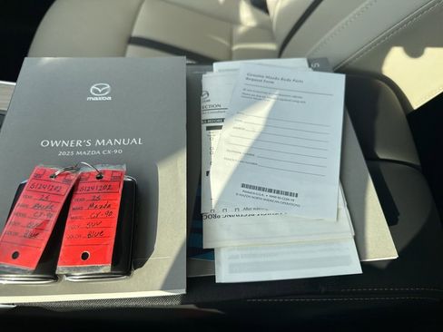 Used 2025 MAZDA CX-90 3.3 Turbo w/ Preferred Package image 16