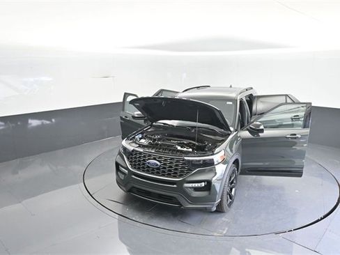 Used 2023 Ford Explorer ST-Line w/ Class IV Trailer Tow Package image 40