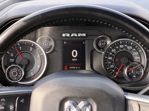 Used 2024 RAM 2500 Big Horn AWD/4WD image 16