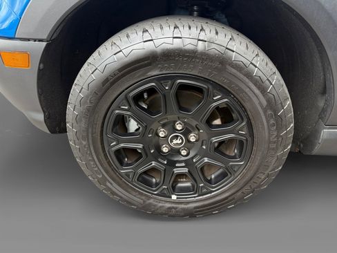 Certified 2025 Ford Bronco Sport Badlands image 9