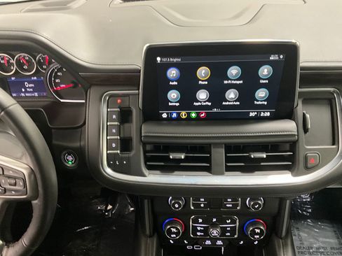 Used 2021 Chevrolet Tahoe Z71 image 6