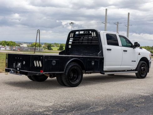 Used 2022 RAM 3500 Tradesman w/ Chrome Appearance Group AWD/4WD image 7