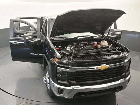 Used 2026 Chevrolet Silverado 3500 LT AWD/4WD image 71