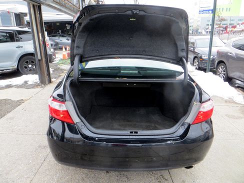 Used 2016 Toyota Camry XLE image 22