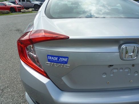 Used 2019 Honda Civic LX image 9