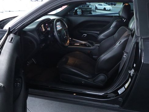 Used 2018 Dodge Challenger T/A image 13