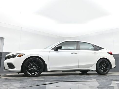 Used 2023 Honda Civic Sport image 36