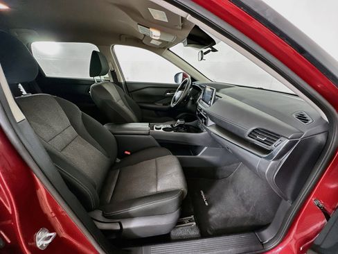 Used 2025 Nissan Rogue SV AWD/4WD image 30