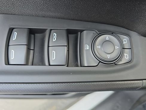 Used 2021 Chevrolet Silverado 1500 Custom Trail Boss w/ Safety Confidence Package AWD/4WD image 28