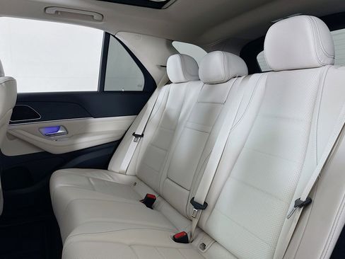 New 2026 Mercedes-Benz GLE 450e 4MATIC image 7