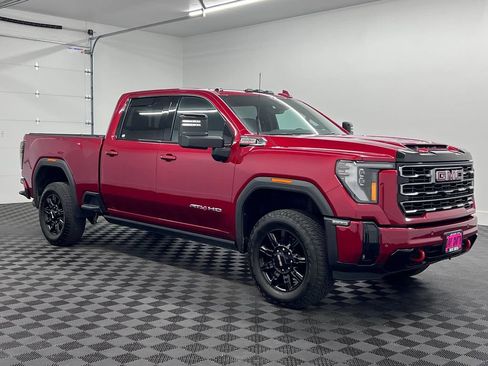 Used 2025 GMC Sierra 3500 AT4 w/ AT4 Premium Plus Package AWD/4WD image 7