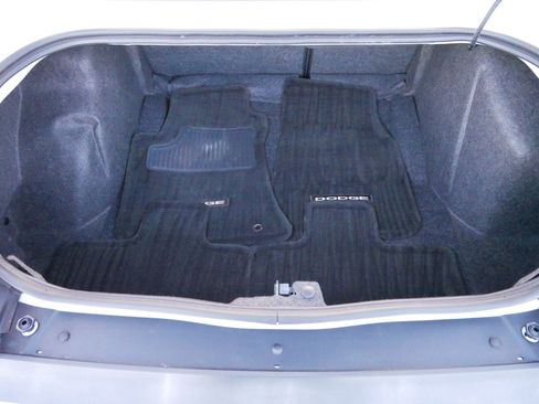 Used 2013 Dodge Challenger R/T image 18