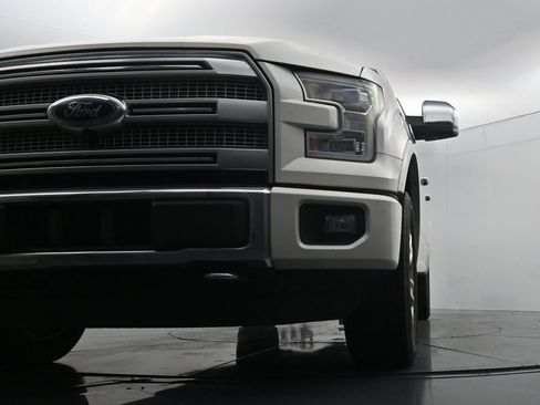 Used 2016 Ford F150 Platinum w/ Equipment Group 701A Luxury AWD/4WD image 19