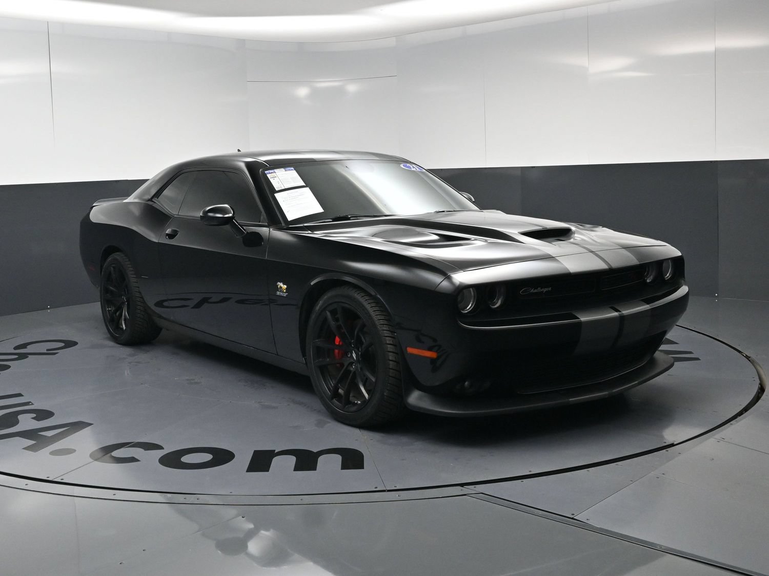 Used 2021 Dodge Challenger R/T Scat Pack RWD image 2