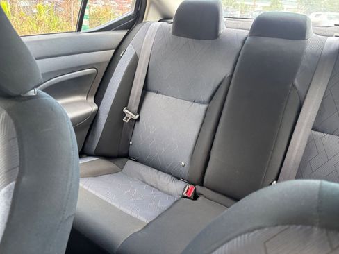 Used 2025 Nissan Versa SV FWD image 39