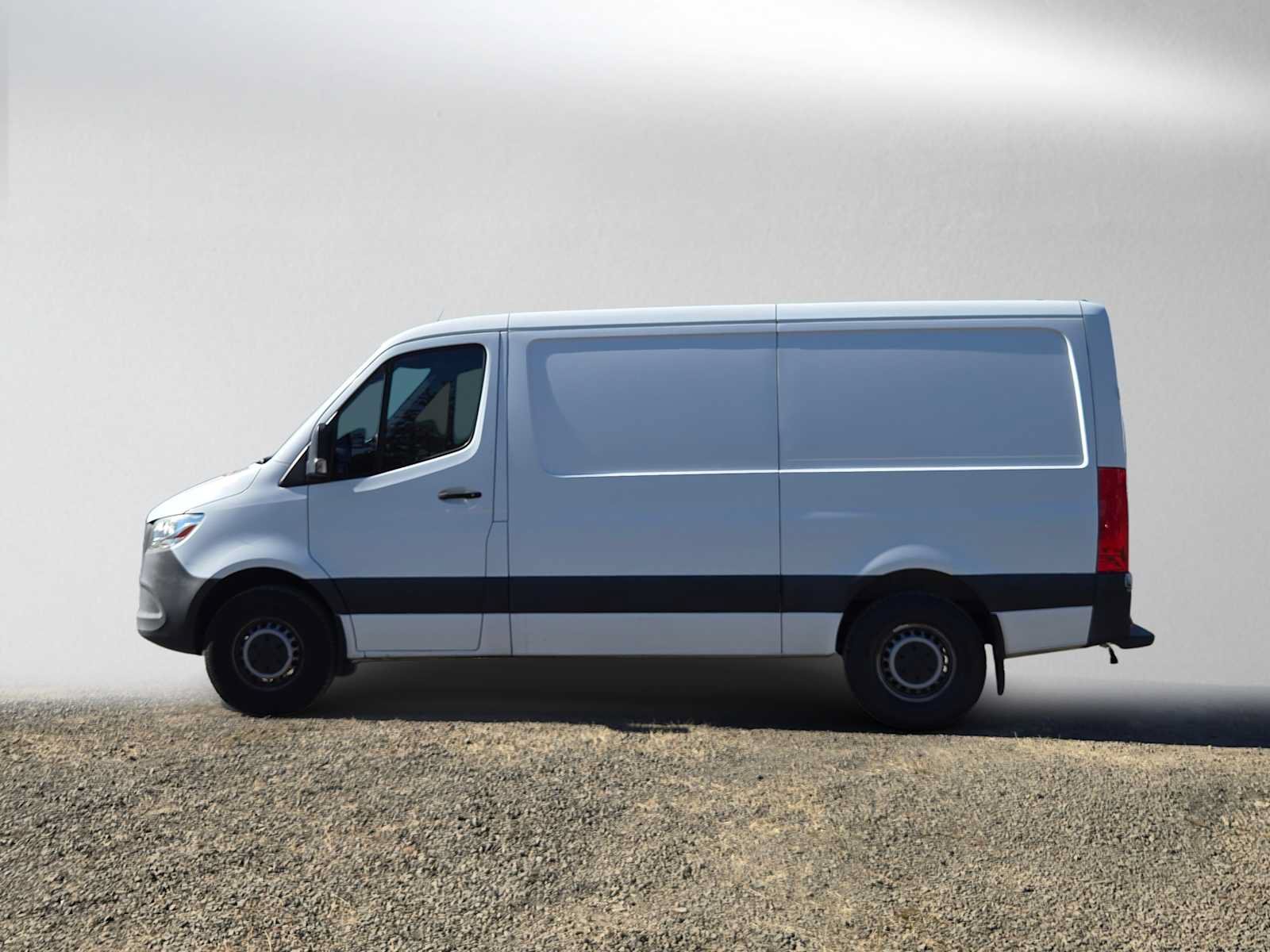 Used 2020 Mercedes-Benz Sprinter 2500 image 6