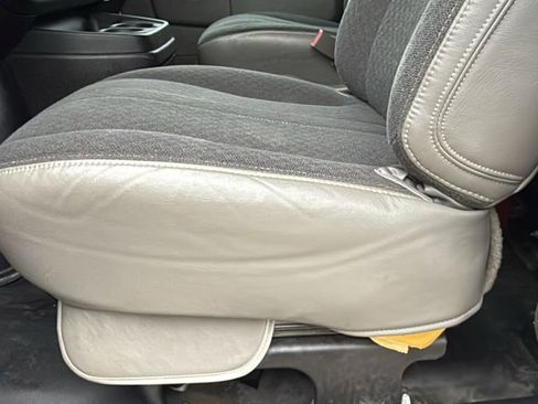 Used 2023 GMC Savana 2500 w/ Driver Convenience Package image 28