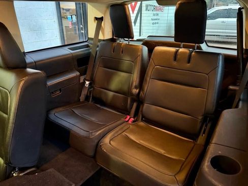 Used 2016 Ford Flex SEL image 20