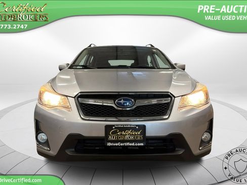 Used 2016 Subaru Crosstrek 2.0i Premium w/ Moonroof Package AWD/4WD image 2