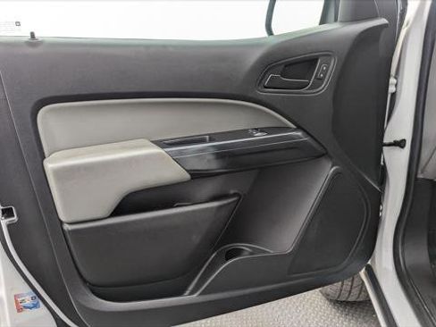 Used 2019 GMC Canyon W/T image 13