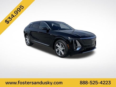 Certified 2024 Cadillac Lyriq Tech AWD/4WD image 7