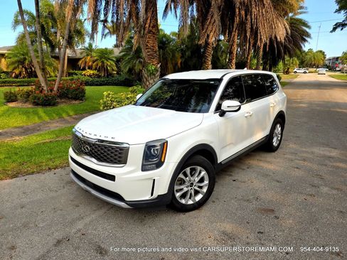 Used 2021 Kia Telluride LX FWD image 9