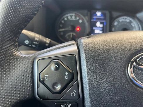 Used 2023 Toyota Tacoma TRD Off-Road AWD/4WD image 18